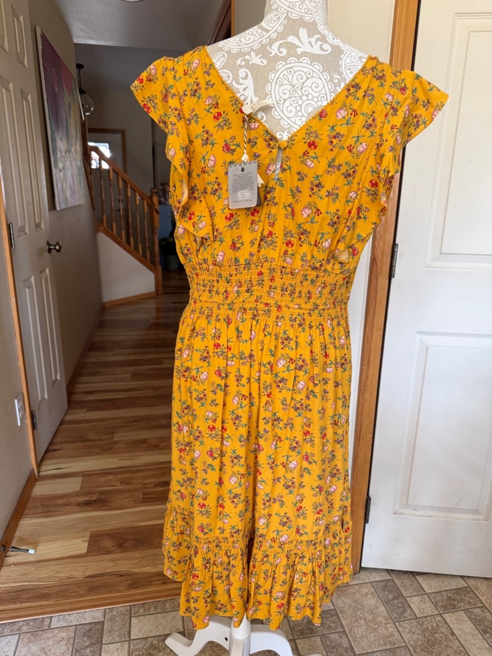 Matilda Jade floral ruffle midi - Picture 6 of 7